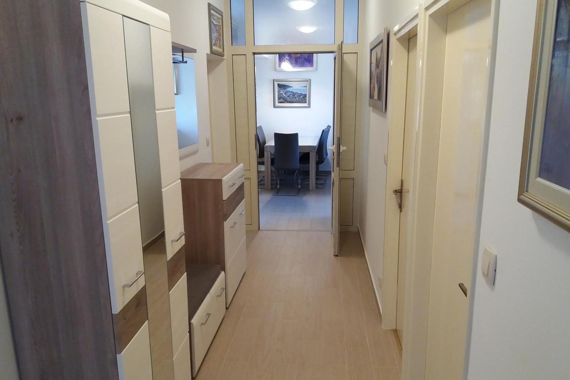 Apartment By The Sea Duce, Omis - 946 Duce
