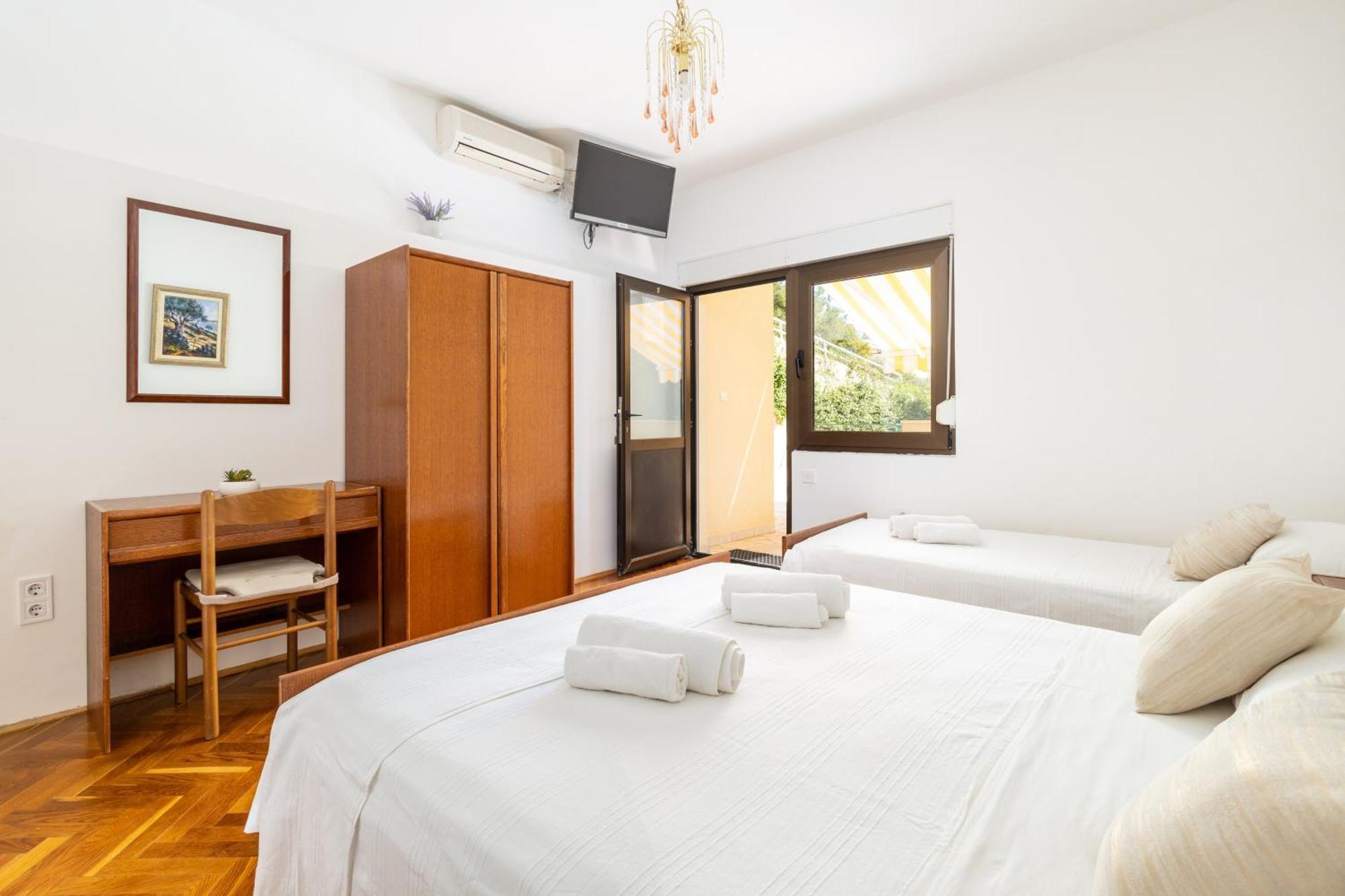Apartment By The Sea Duce, Omis - 946