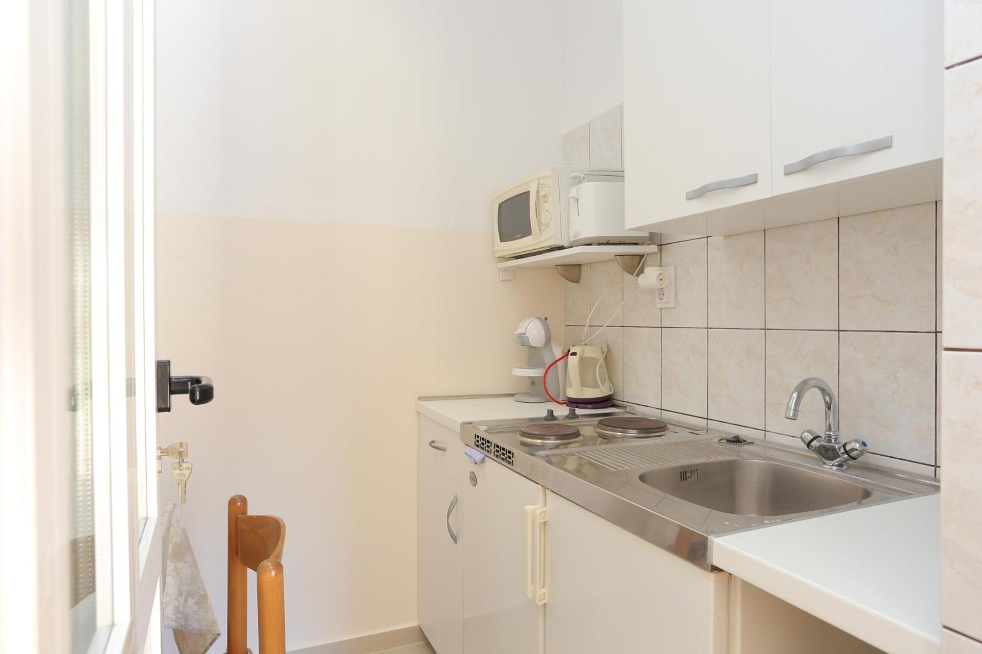 Apartment By The Sea Duce, Omis - 946 Duce