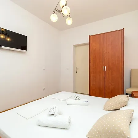Apartments By The Sea Duce, Omis - 946 Zimmer foto